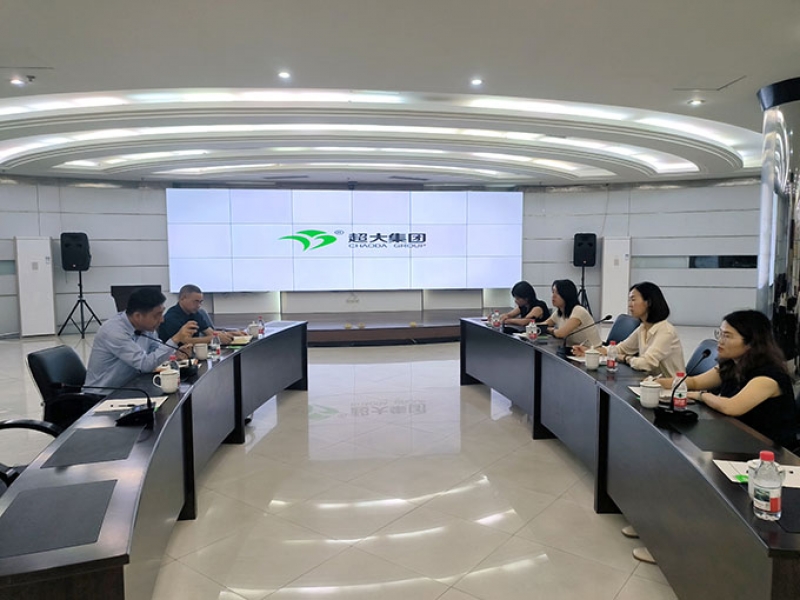 福州市发改委副主任兰明爱一行访问超大